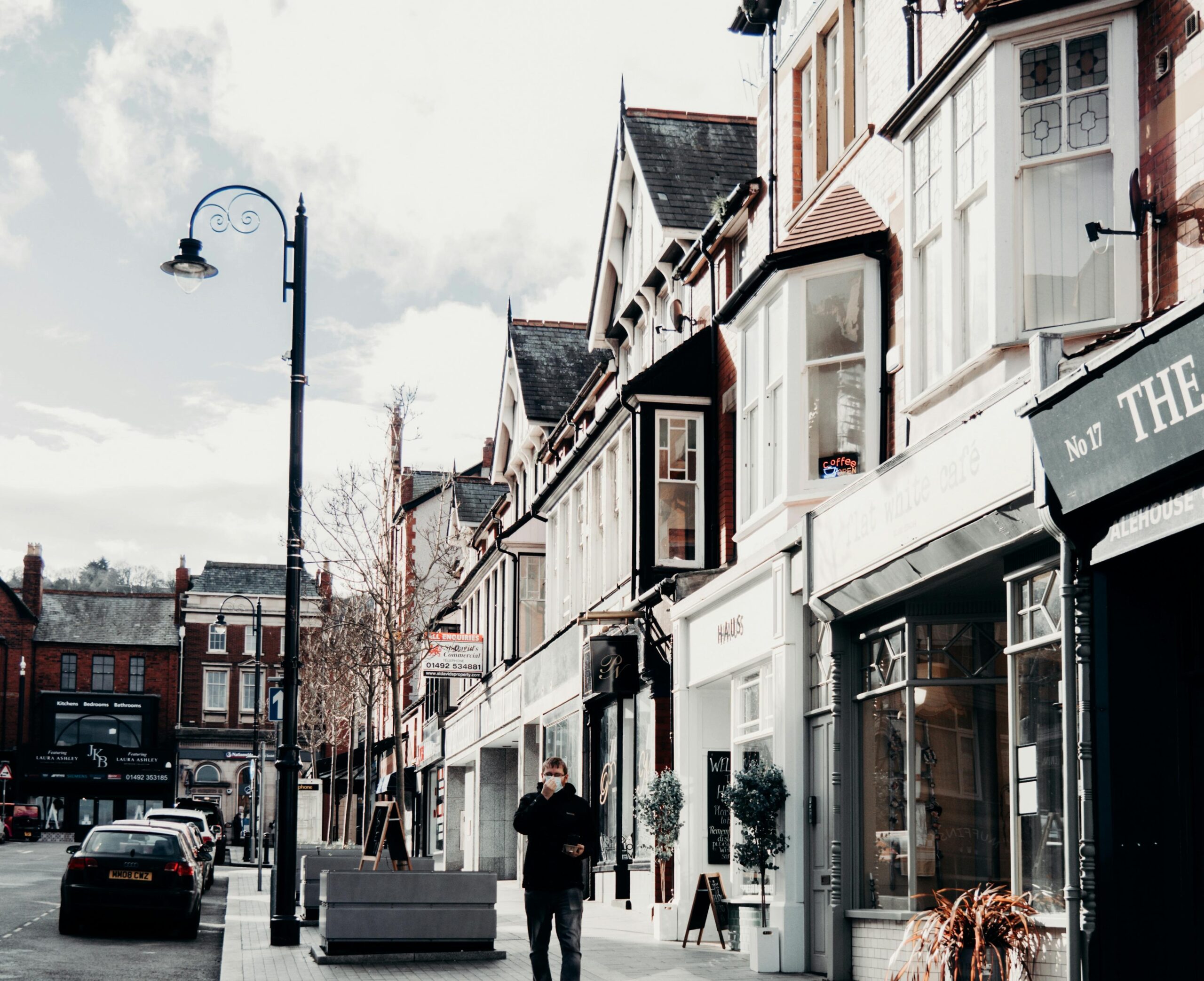 Goodbye Red Tape! How New Government Rules Could Transform Your Local Pubs, Cafés & Music Venues
